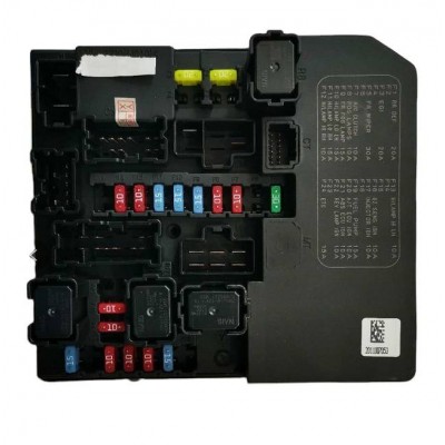 Factory Wholesale Direct Sale Car Auto Fuse Box Unit Assembly